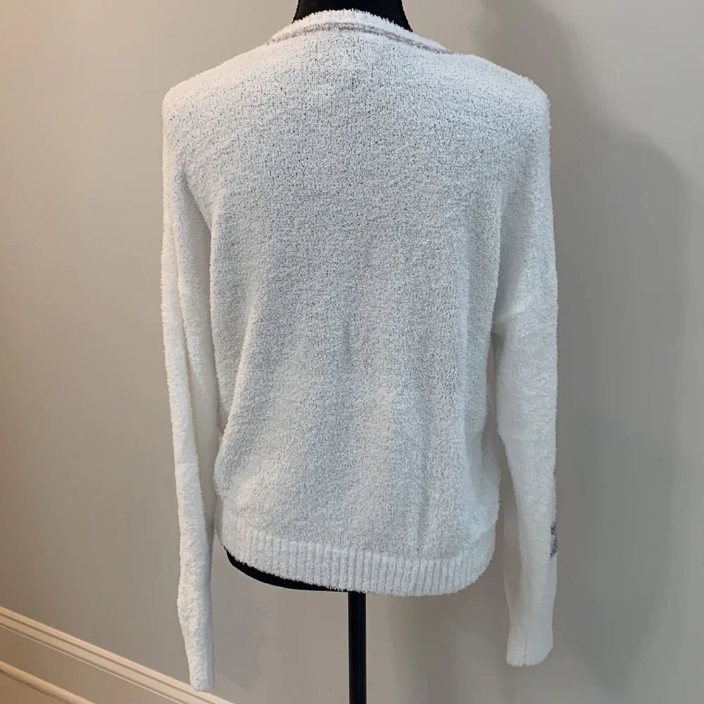 NWT Hello Nite White Gray Star Chenille Cozy Super Soft Crewneck Sweater Med